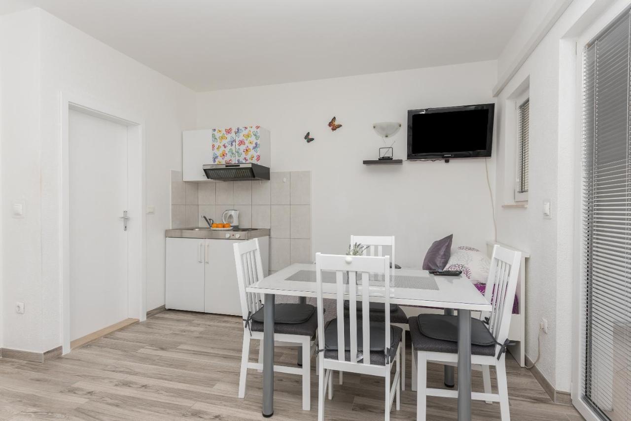 Apartmani Franko Башка-Вода Экстерьер фото